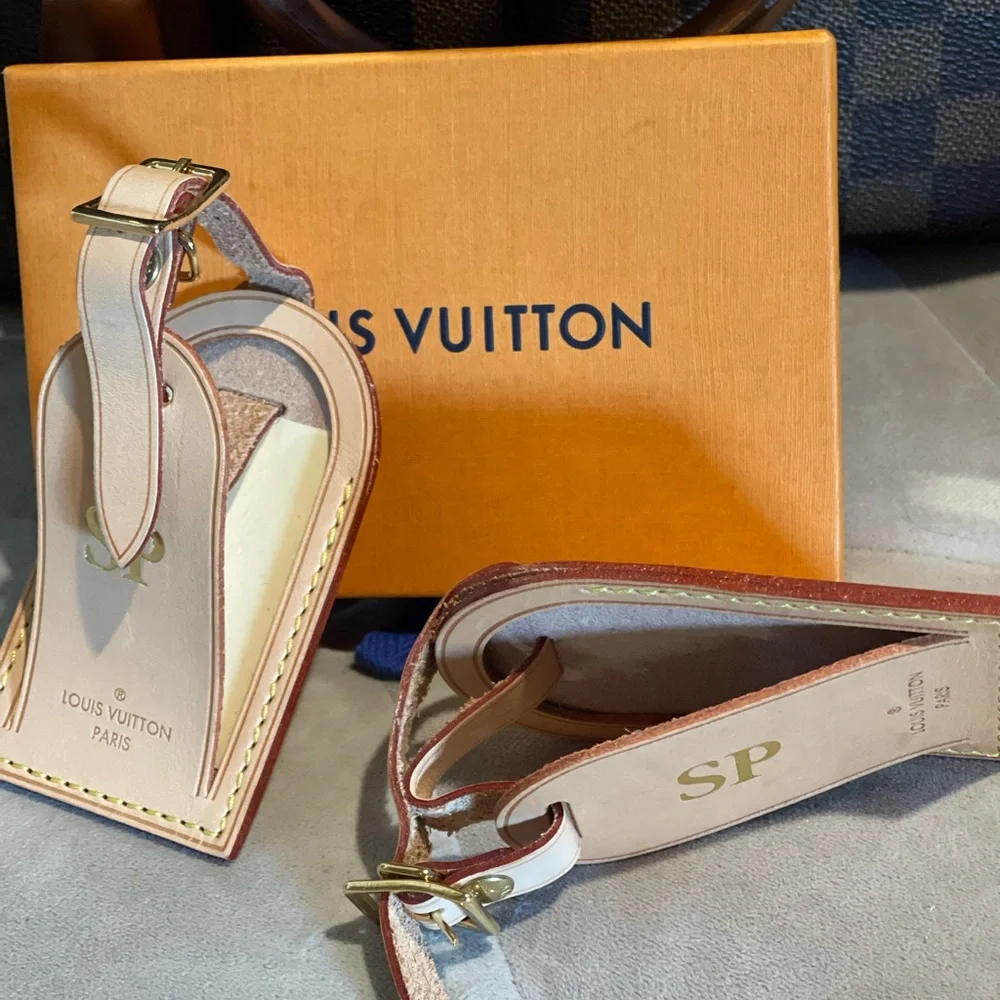 Louis Vuitton luggage Tags, set of two. - Picture 5 of 7